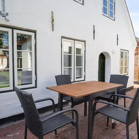 Odeta - 25km From The Sea By Interhome *